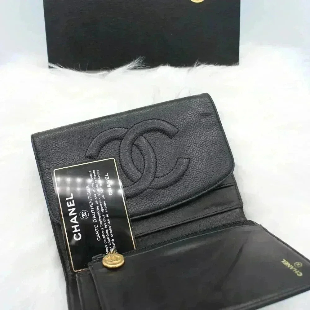 Chanel Caviar Interlocking CC Logo  TriFold Wallet - Picture 13 of 16